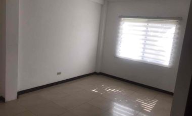 alquilo casa de 5 dormitorios en ciudad celeste