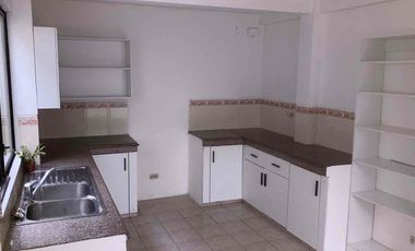 alquilo casa de 5 dormitorios en ciudad celeste