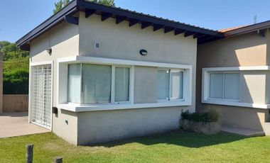 CHALET MODERNO BARRIO ALFAR