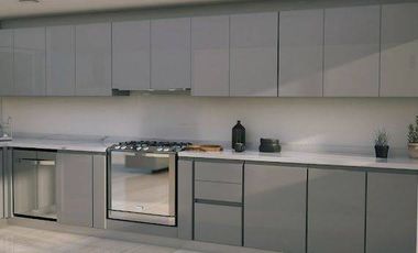 SE VENDE PH TOTALMENTE REMODELADO EN LOMAS VERDES