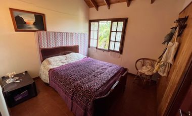 HERMOSO CHALET EN DOS PLANTAS BARRIO ALFAR