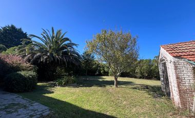 HERMOSO CHALET EN DOS PLANTAS BARRIO ALFAR