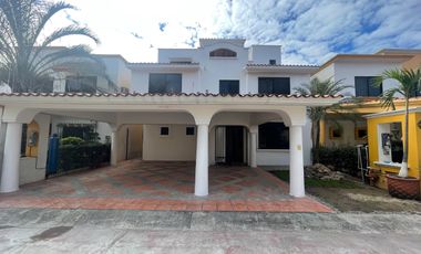 Casa en renta. La Joya Topacio, Tabasco 2000, Villahermosa, Tabasco.