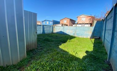 Casa en venta con dos dormitorios un baño estacionamiento y bodega con subsidio habitacional