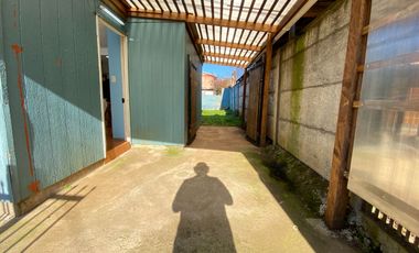 Casa en venta con dos dormitorios un baño estacionamiento y bodega con subsidio habitacional