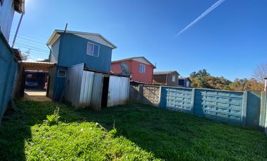 Casa en venta con dos dormitorios un baño estacionamiento y bodega con subsidio habitacional