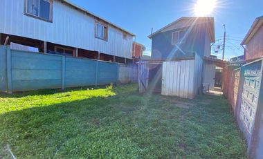 Casa en venta con dos dormitorios un baño estacionamiento y bodega con subsidio habitacional