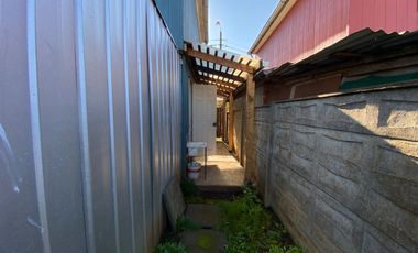 Casa en venta con dos dormitorios un baño estacionamiento y bodega con subsidio habitacional