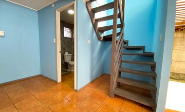 Casa en venta con dos dormitorios un baño estacionamiento y bodega con subsidio habitacional