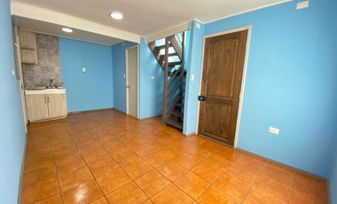 Casa en venta con dos dormitorios un baño estacionamiento y bodega con subsidio habitacional