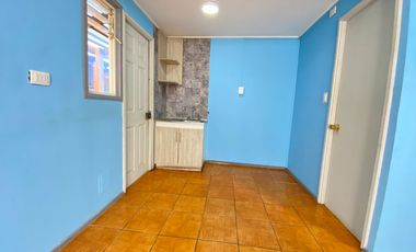 Casa en venta con dos dormitorios un baño estacionamiento y bodega con subsidio habitacional