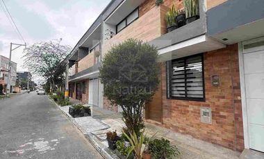 Casa  Unifamiliar en Urbanización abierta La Ceja