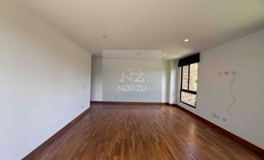 Casa campestre en Urbanización cerrada El Carmen de Viboral vía Rionegro