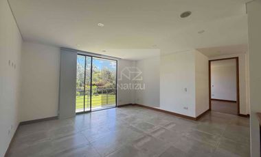 Casa campestre en Urbanización cerrada El Carmen de Viboral vía Rionegro