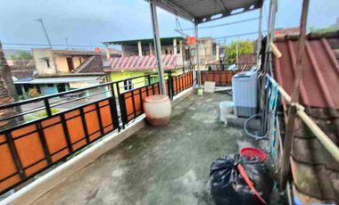 Rumah Bisa Untuk Kos dekat sekali kampus UNS