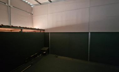 Disewakan Ruko Kosongan The Walk 3 Lantai Siap Pakai, Jgc, Cakung, Jakarta Timur, 030