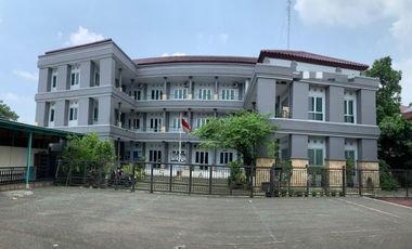 Dijual Cepat Gedung Ex Sekolah Hadap Barat di Medan Satria Bekasi