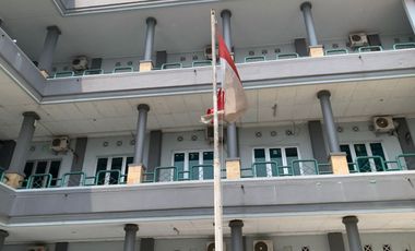 Dijual Cepat Gedung Ex Sekolah Hadap Barat di Medan Satria Bekasi