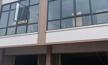 Disewakan Ruko Bagus 3 Lantai Di Pondok Kopi Jakarta Timur Akses Jalan Utama  Ramai Jalur Lambat