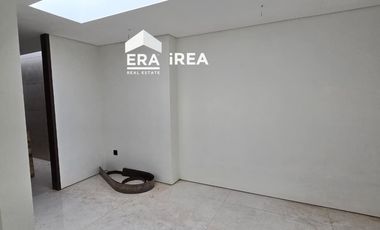 Rumah Baru Cluster Dijual di Colomadu Dekat De Tjolomadoe