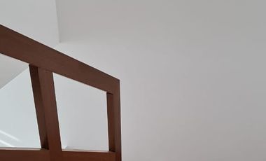 Renta bonita casa en Vista Bosques, cerca de la salida a CDMX