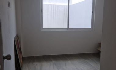 Renta casa nueva 4 recámaras muy cerca de Av. Tecnológico y del Colegio Nuevo Continente