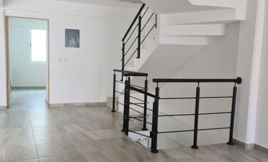 Renta casa nueva 4 recámaras muy cerca de Av. Tecnológico y del Colegio Nuevo Continente