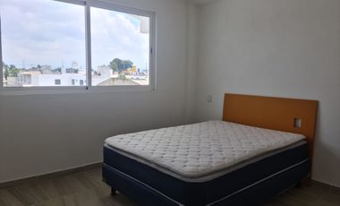 Renta casa nueva 4 recámaras muy cerca de Av. Tecnológico y del Colegio Nuevo Continente