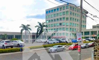LOCAL PREMIUM CON 215.83 m² EN EL EXCLUSIVO 
