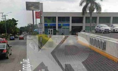 LOCAL PREMIUM CON 215.83 m² EN EL EXCLUSIVO 