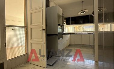 San José 5000 - 4 Dorm, Cochera para 6 vehiculos, Piscina, Patio, Quincho, 240m2