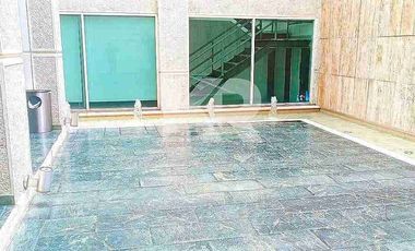 OFICINA PREMIUM CON 205 m² EN 