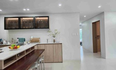Three (3) Bedroom Spacious Condo For Rent in Clark Freeport Zone, Pampanga, Philippines