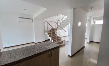 ALQUILO CASA CONJUNTO RESIDENCIAL MULI PALMIRA