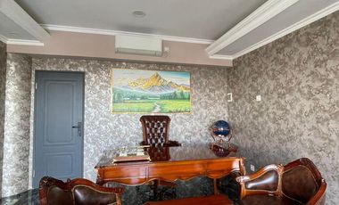 Dijual Cepat Unit Perkantoran Mewah Full Furnish 3 Unit Jadi Satu Office The Royal 55 Royal Residence Surabaya