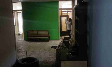 Rumah Mainroad bkr jual cepat hitung tanah termurah