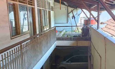 Rumah Mainroad bkr jual cepat hitung tanah termurah