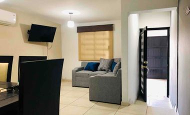 Departamento en planta baja de dos recámaras sobre Blvd Villas del Río