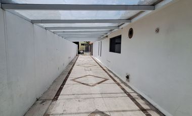 CASA EN RENTA EN COUNTRY CLUB, METEPEC