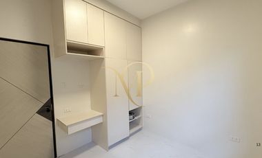 HIGH CEILING 5BR BUNGALOW HOUSE WITH OWN POOL FOR SALE IN ANGELES CITY, PAMPANGA