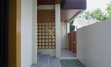 TROPICAL SOLAR POWERED HOUSE WITH OWN POOL FOR SALE IN HACIENDA ROYALE - SAN FERNANDO, PAMPANGA