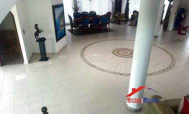 Casa de Lujo en Conjunto Las Quintas Fusagasugá