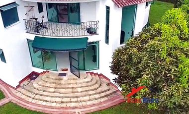 Casa de Lujo en Conjunto Las Quintas Fusagasugá