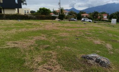 Venta de Lote en Conjunto Cerrado Los Ocobos – Camino al Cuja