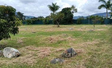 Venta de Lote en Conjunto Cerrado Los Ocobos – Camino al Cuja