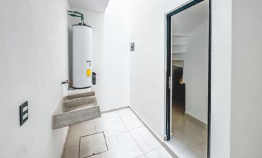 CASA EN VENTA CON RECÁMARA EN PLANTA BAJA UBICADA CERCA DE HERMANOS SERDÁN Y LA CEMENTERA