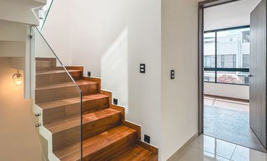 CASA EN VENTA CON RECÁMARA EN PLANTA BAJA UBICADA CERCA DE HERMANOS SERDÁN Y LA CEMENTERA