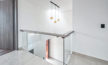 CASA EN VENTA CON RECÁMARA EN PLANTA BAJA UBICADA CERCA DE HERMANOS SERDÁN Y LA CEMENTERA