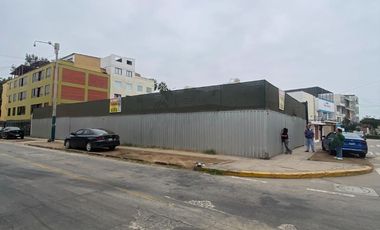 VENTA DE TERRENO EN ESQUINA. OPORTUNIDAD DE DESARROLLO INMOBILIARIO