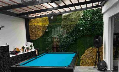 Casa en Renta en el Sector Viña Alta, Urbanización Algarrobos, Quito Ecuador